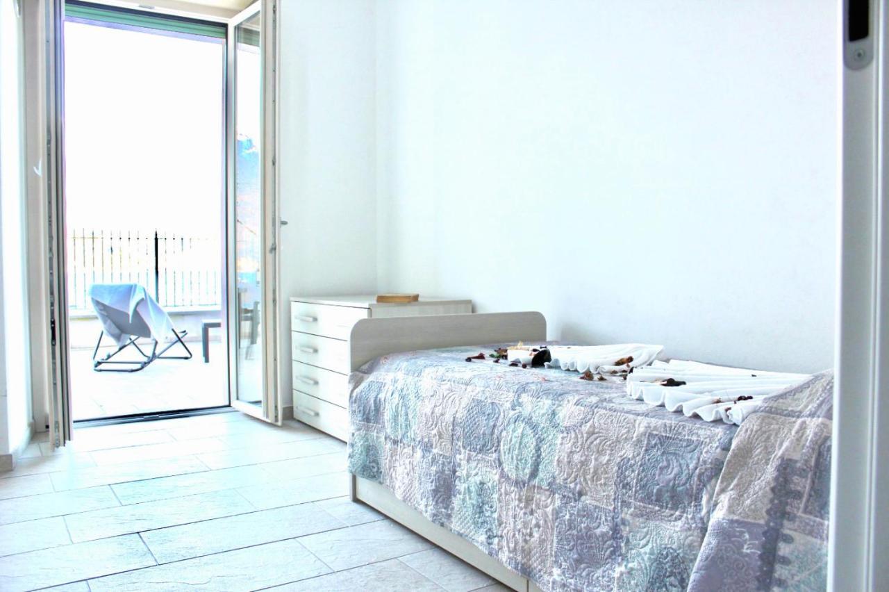 Romantic Dream On The Lake Apartment Lezzeno Exterior photo